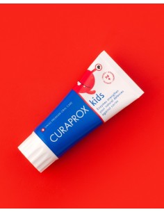 Curaprox Kids Fluoridzahnpasta Erdbeere 60ml 2