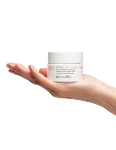 SENSLIS ETERNALIST A.G.E.
  50ml Tagescreme. 2